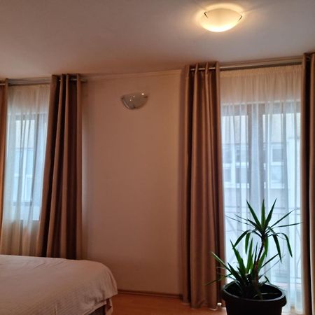 Grandville Apartments Bukares Bagian luar foto