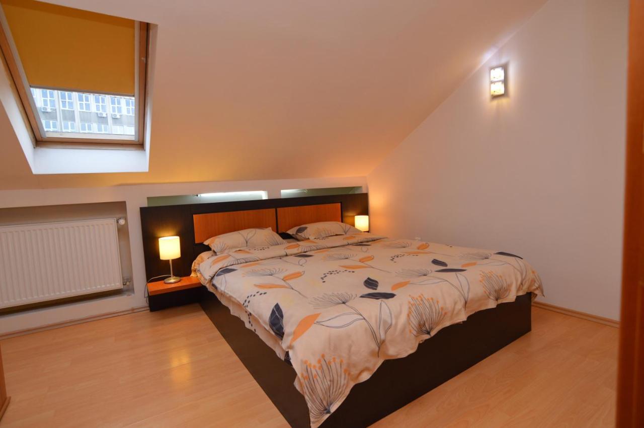 Grandville Apartments Bukares Bagian luar foto