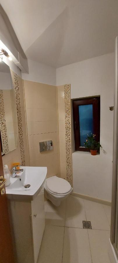 Grandville Apartments Bukares Bagian luar foto