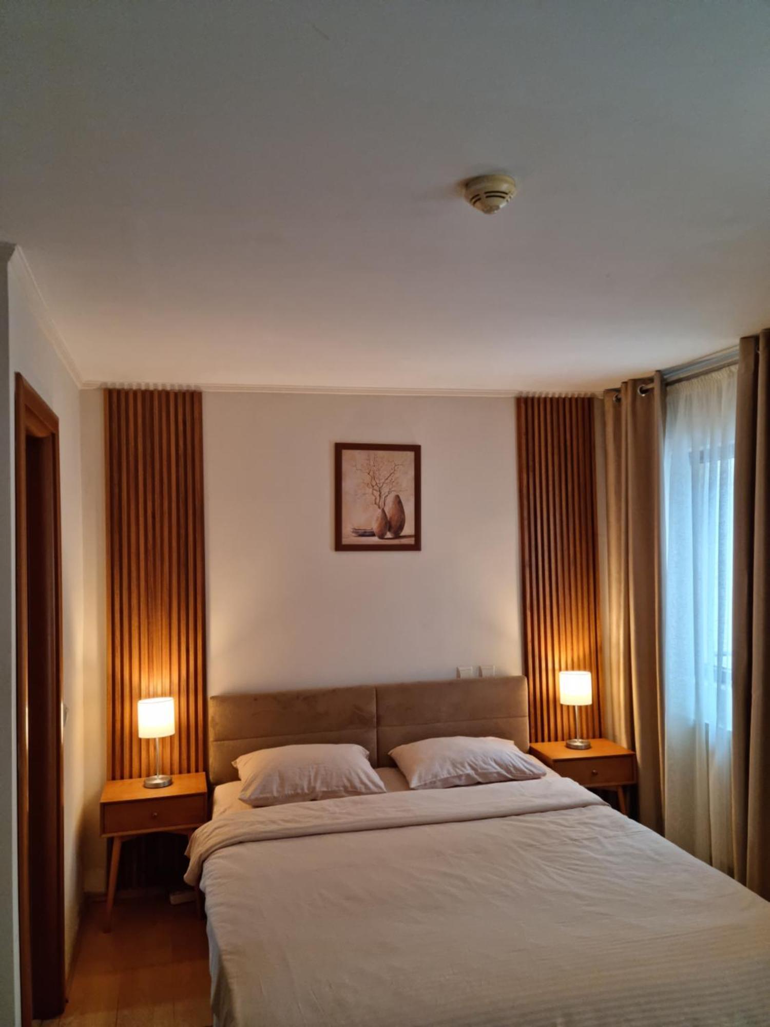 Grandville Apartments Bukares Bagian luar foto