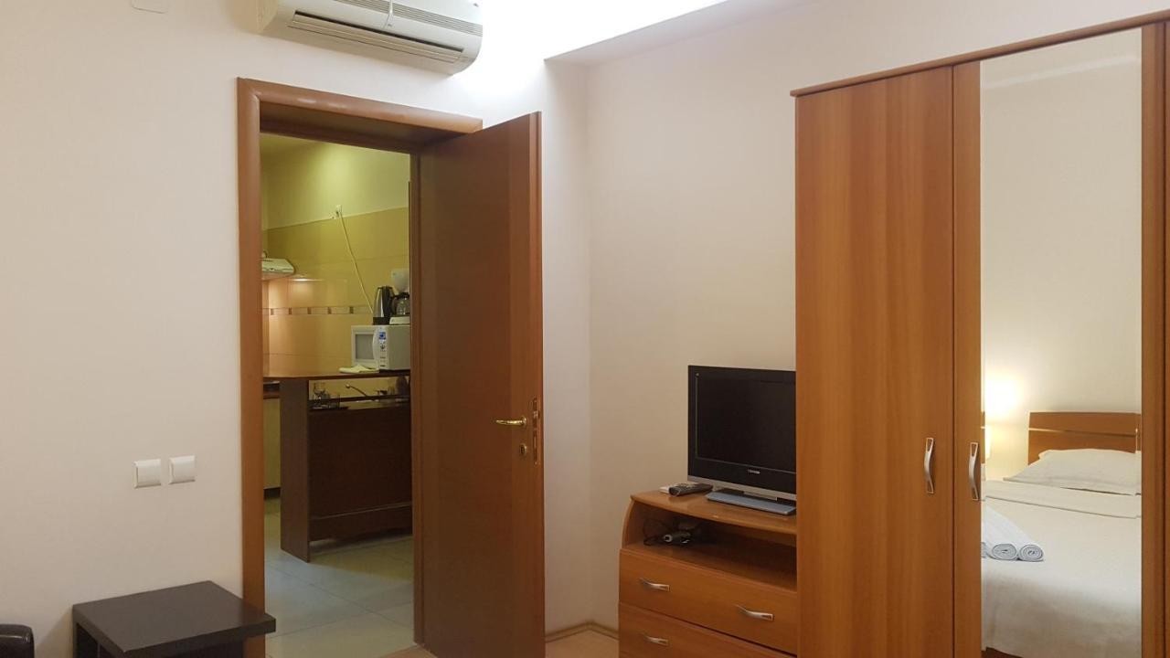 Grandville Apartments Bukares Bagian luar foto