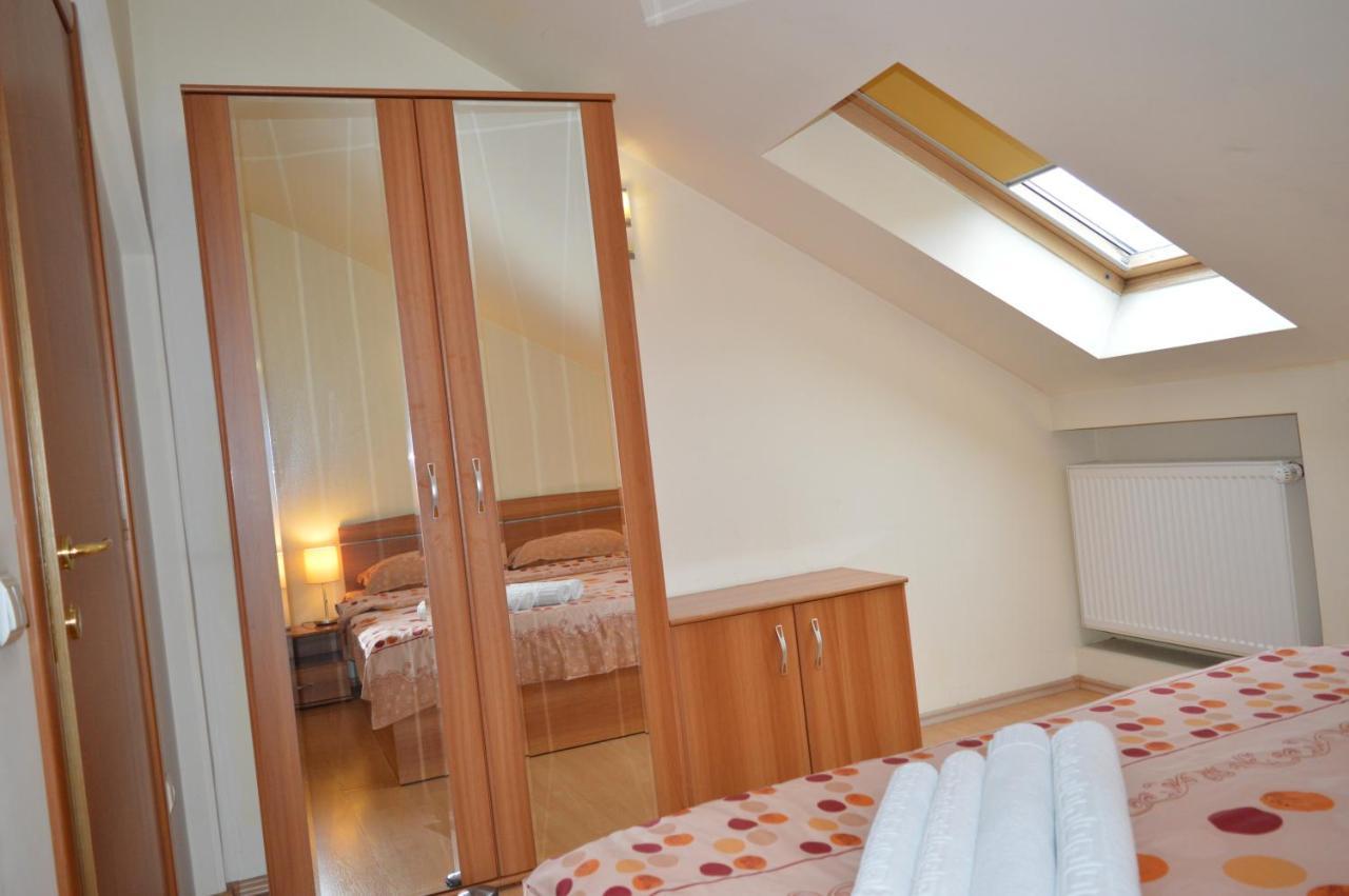 Grandville Apartments Bukares Bagian luar foto