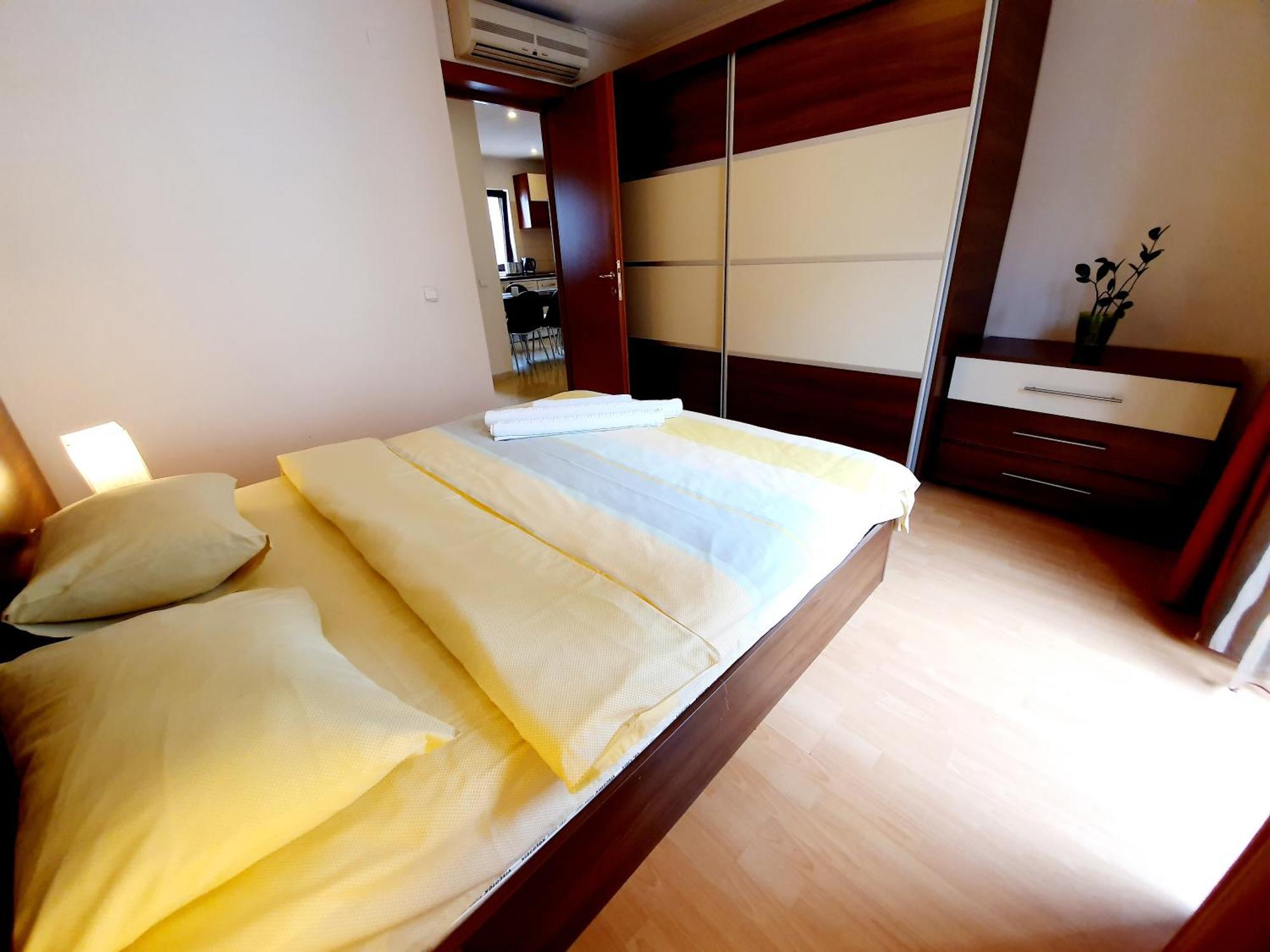Grandville Apartments Bukares Bagian luar foto
